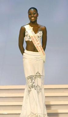 La representante de Perú coronada Miss Mundo 2004