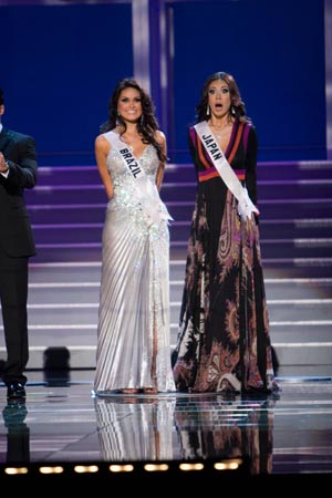 La japonesa Riyo Mori, coronada Miss Universo 2007