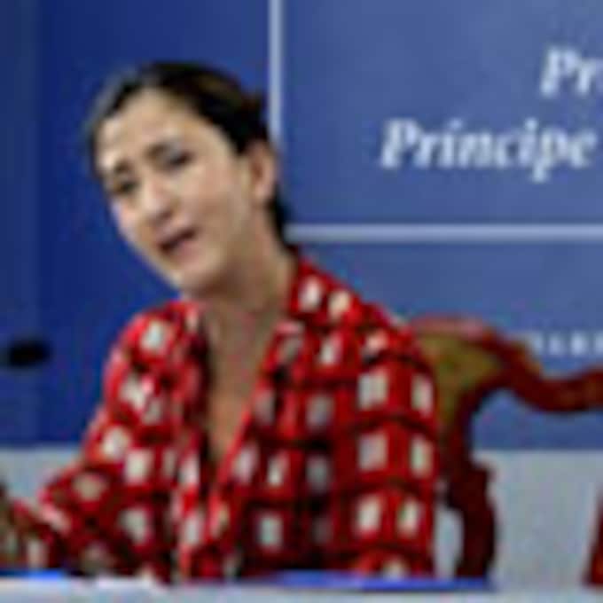 Ingrid Betancourt, muy cercana y emocionada en Oviedo, a pocas horas de recoger el premio Príncipe de Asturias de la Concordia
