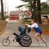 Las mil y una carreras de un padre con su hijo discapacitado