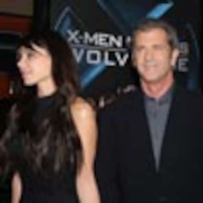 La novia de Mel Gibson, Oksana, habla por primera vez de su relación con el actor: 'Aún no hemos hablado de matrimonio'