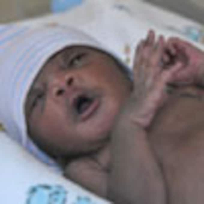 Recién nacidos, bebés supervivientes y nuevos huérfanos: la amargura y los milagros salpican Haití