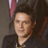 Alejandro Sanz evita hablar de Valeria Rivera en la entrega de premios Andaluz sin fronteras