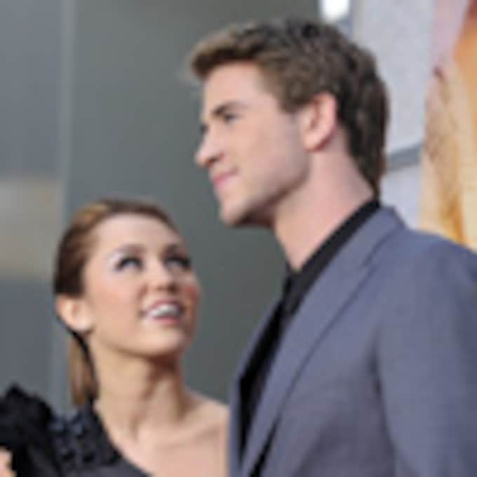 Miley Cyrus y su novio, Liam Hemsworth, estrenan la película en la que se enamoraron, 'The Last Song'