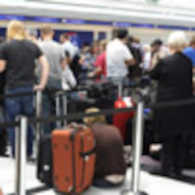 Se mantiene por cuarto día consecutivo el caos aéreo en los aeropuertos europeos
