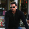 Hugh Jackman y toda su familia sobre ruedas