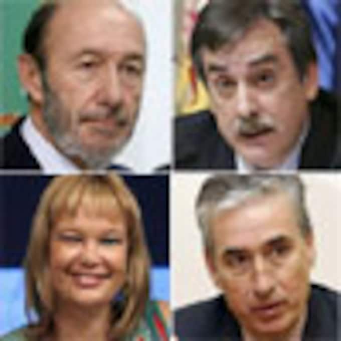 Zapatero remodela su Gobierno, con Rubalcaba como vicepresidente primero