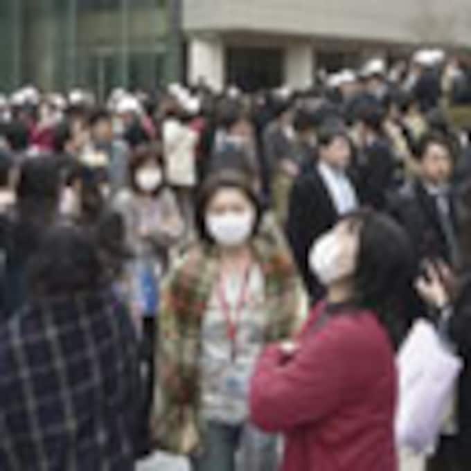 Cientos de personas fallecen en el mayor terremoto registrado en Japón y varios países están en alerta por tsunami