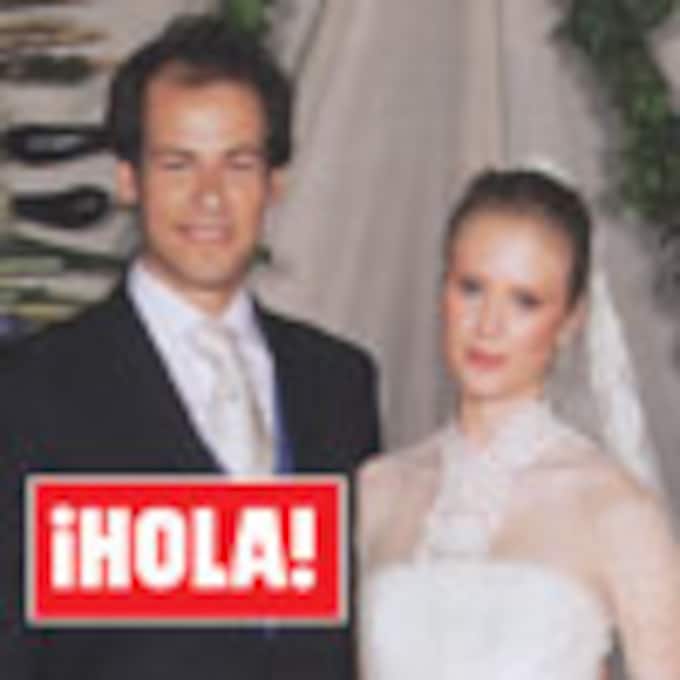 Exclusiva en ¡HOLA!: La boda de Olfo Bosé con la bella modelo rusa Katerina Strygina