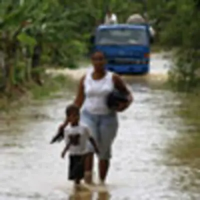 Las impresionantes imágenes de destrucción tras el paso del huracán 'Irene' por el Caribe