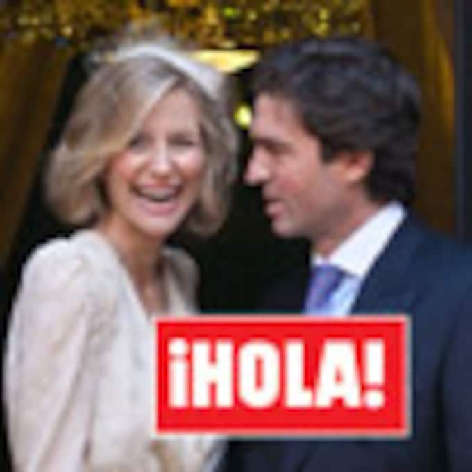 En ¡HOLA!: La original y elegante boda de María León y Juan Garaizábal en el palacio familiar de Lebrija, en Sevilla