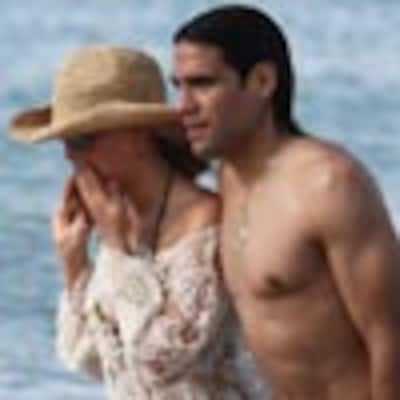Falcao descansa en las playas de Miami junto a su mayor triunfo: su mujer, Lorelei Tarón