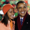 Los Obama celebran el encendido del árbol de Navidad en la Casa Blanca con miles de ciudadanos