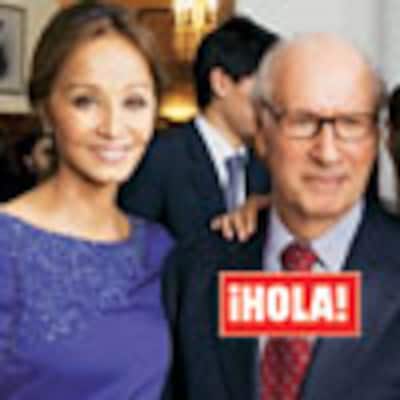 En ¡HOLA!: Isabel Preysler, al cumplir sus bodas de plata con Miguel Boyer: 'Han sido 25 años de mucho amor'