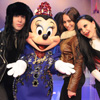 Mario Vaquerizo, Alaska, Natalia Verbeke y Natalia Vodianova, cuatro niños grandes en Disneyland París