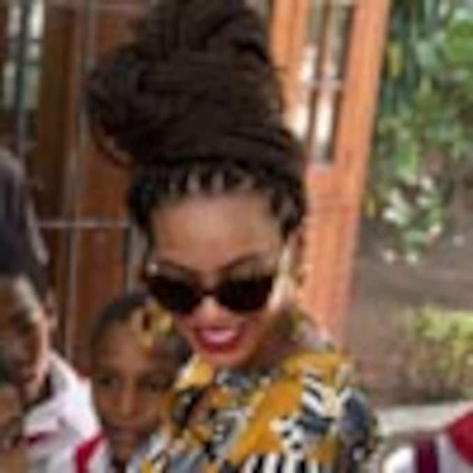 Celebra su quinto aniversario de boda: Beyoncé causa sensación en Cuba con un original peinado