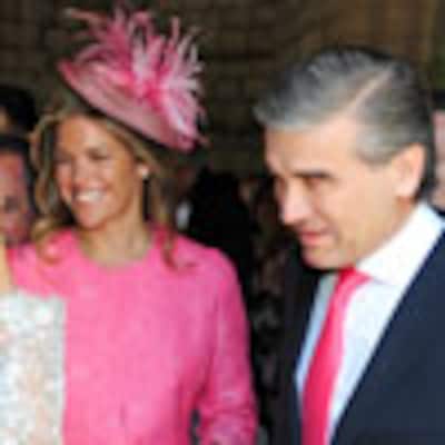 Cristina Valls Taberner y Francisco Reynés asisten a la boda de la hija del presidente de La Caixa