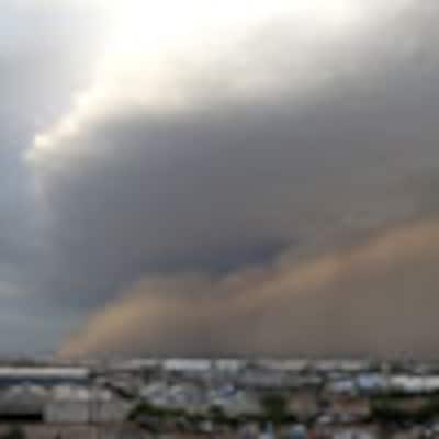 La sobrecogedora imagen de una tormenta de arena