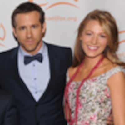 La inusual pero aclamada aparición de Blake Lively y Ryan Reynolds juntos en una alfombra roja