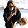 Jessica Alba captura instantes de felicidad junto a Cash Warren y sus dos hijas