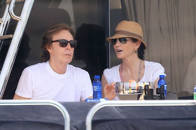 Kate Hudson y Matt Bellamy, sorprendidos en Ibiza