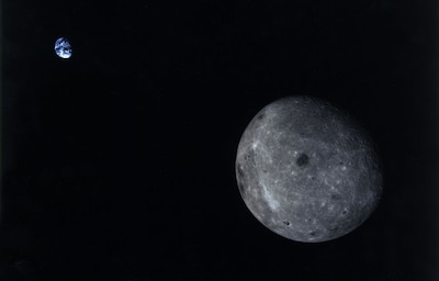 Una foto única de la cara oculta de la Luna