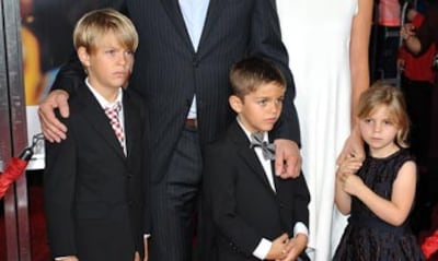 Los hijos de Kevin Costner ¡con papá y mamá a la alfombra roja!