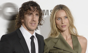 Vanesa Lorenzo y Carles Puyol, un año de felicidad al lado de su hija Manuela