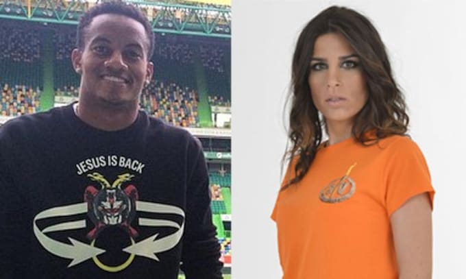 El futbolista André Carrillo, del Sporting de Lisboa, consuela a su novia Suhaila, tras su expulsión de 'Supervivientes'