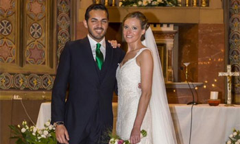 Andrea Prat se casa recordando a su padre y llevando 'el vestido de sus sueños'