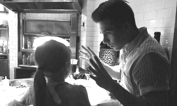 Harper Beckham, convertida en una pequeña chef con el mejor profesor 
