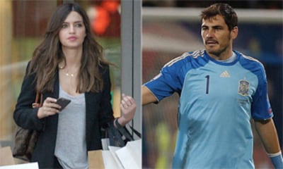 Sara Carbonero se divierte con sus amigas mientras Iker Casillas juega con la selección