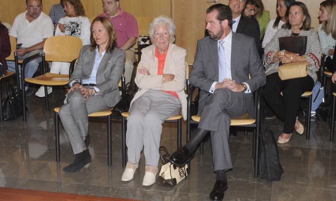 Visto para sentencia el juicio contra el padre, la tía y la abuela de la reina Letizia