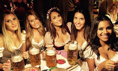 Nagore Aranburu, Pep Guardiola y las WAG's del Bayern, un brindis al más puro estilo Oktoberfest
