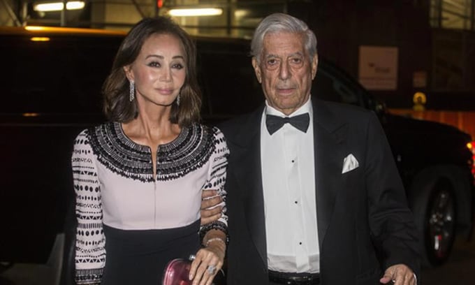 El Duque de Alba y Mario Vargas Llosa, acompañado por Isabel Preysler, reciben un homenaje en Nueva York