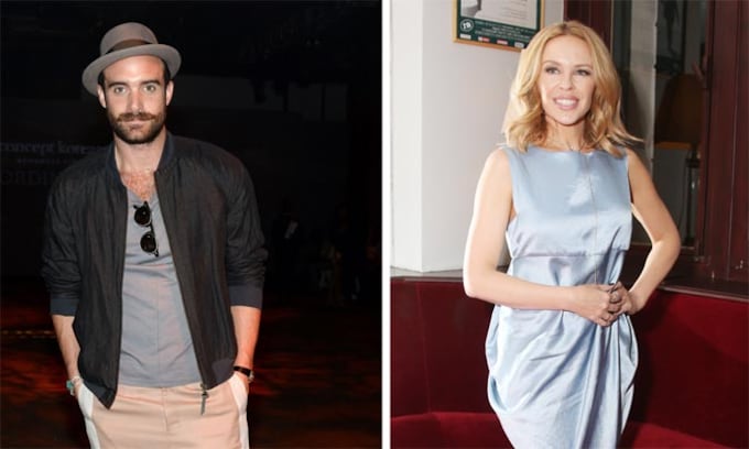 Kylie Minogue vuelve a sonreír de la mano de un actor veinte años menor que ella