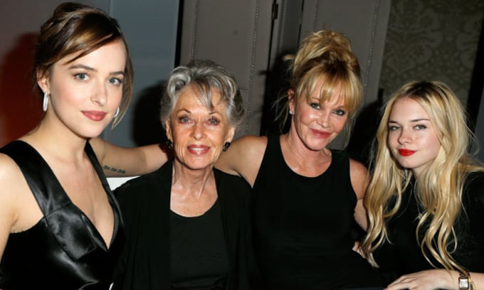 Melanie Griffith, su madre y sus hijas: tres generaciones de talento y puro 'glamour'