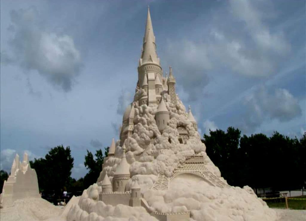 Así es el castillo de arena más grande de mundo