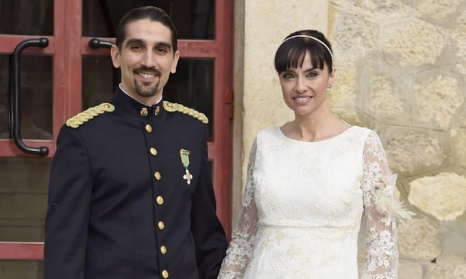 Beatriz Rico se ha casado con el policía nacional Rubén Ramírez