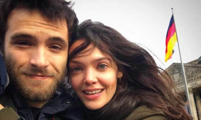 'Cuéntame' regresa y Ricardo Gómez grita su amor por Ana Rujas