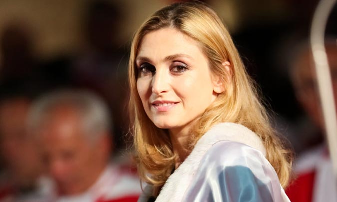 Julie Gayet calificaría a François Hollande de 'glotón' y 'mal vestido'