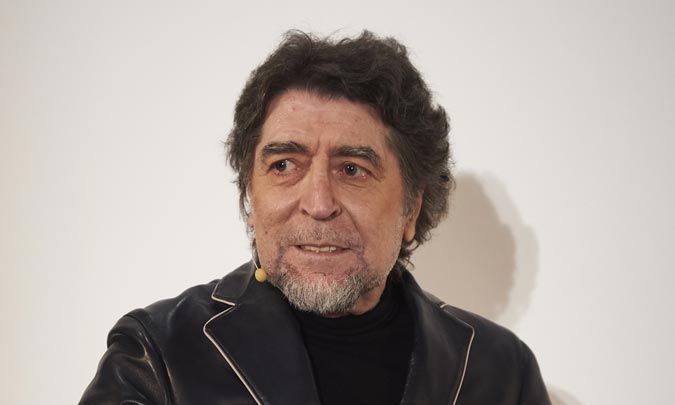 Joaquín Sabina reaparece tras su operación de estómago