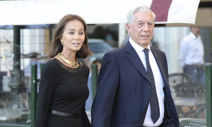 Isabel Preysler y Mario Vargas Llosa asisten a la presentación de un libro, dedicado a Miguel Boyer