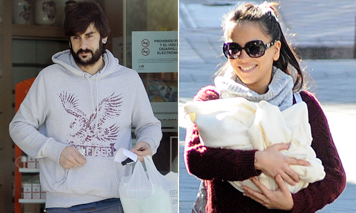 Primeras imágenes de Melendi y Julia Nakamatsu con su pequeña Lola