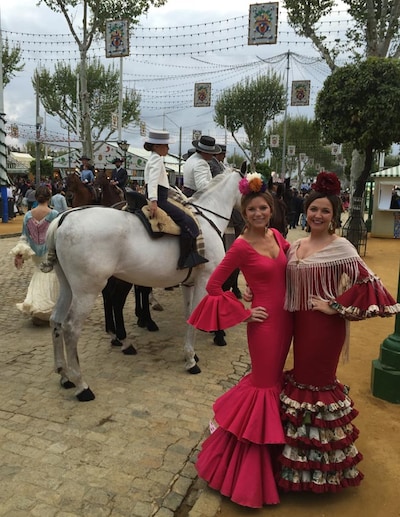 Los mejores 'looks' de la Feria de Abril: ¿Quién es la flamenca con más arte?
