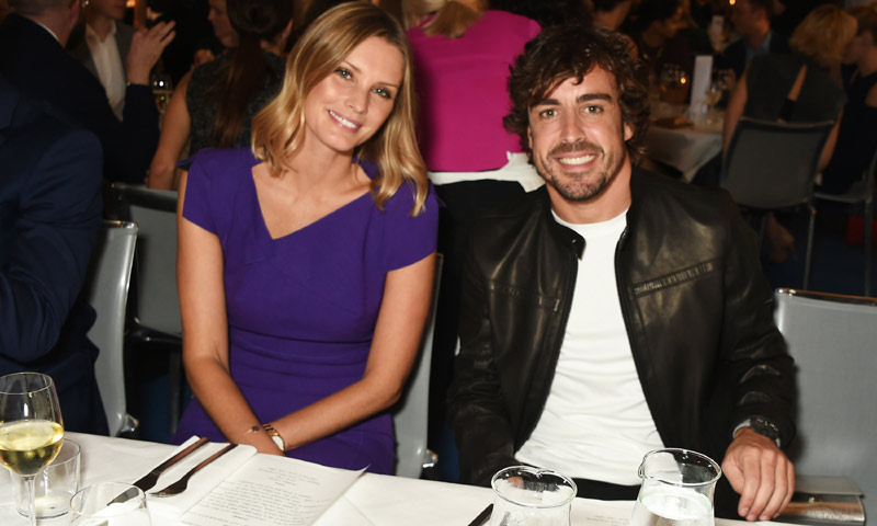 ¿Qué hace y con quién está Fernando Alonso de cena en Londres?