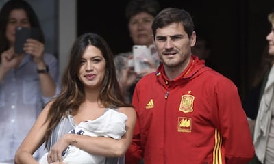 ¡Papá vuelve a casa! Iker Casillas corre a ver a su hijo Lucas y por supuesto a Martín