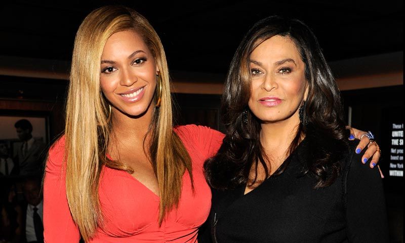 ¿Le gustó a Beyoncé el vestido de novia que le diseñó su madre?
