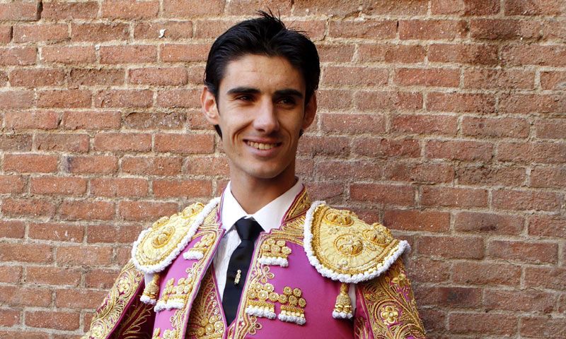 Conmoción por la muerte del torero Víctor Barrio tras sufrir una cogida