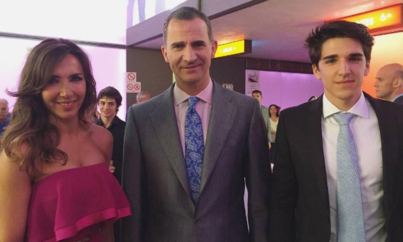 ¿Qué hacían Paloma Lago y su hijo con el Rey?